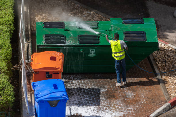 Best Roof Power Washing Services  in , DE